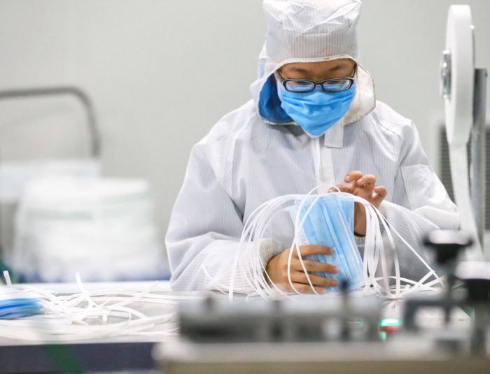 Talking specially about the face masks, these health experts have recommended taking them precisely in order to protect ourselves from the contraction of this disease.