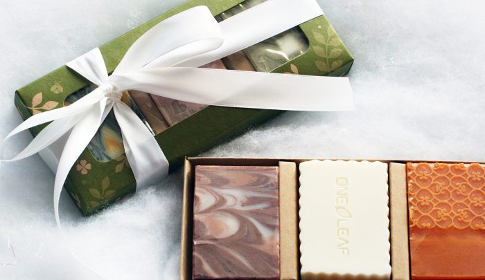 This philosophy applies to all sorts of products, including soap bars, as custom soap packaging is one of the high points of soap shopping.