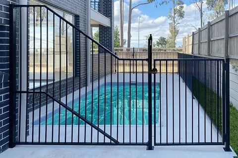 aluminium pool fencing