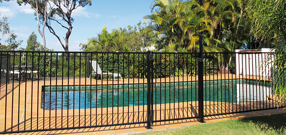aluminium pool fencing