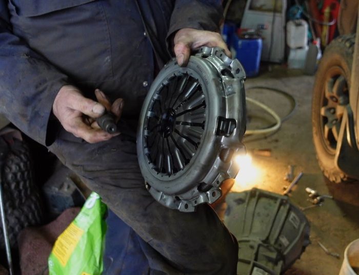 clutch replacement service near Point Cook