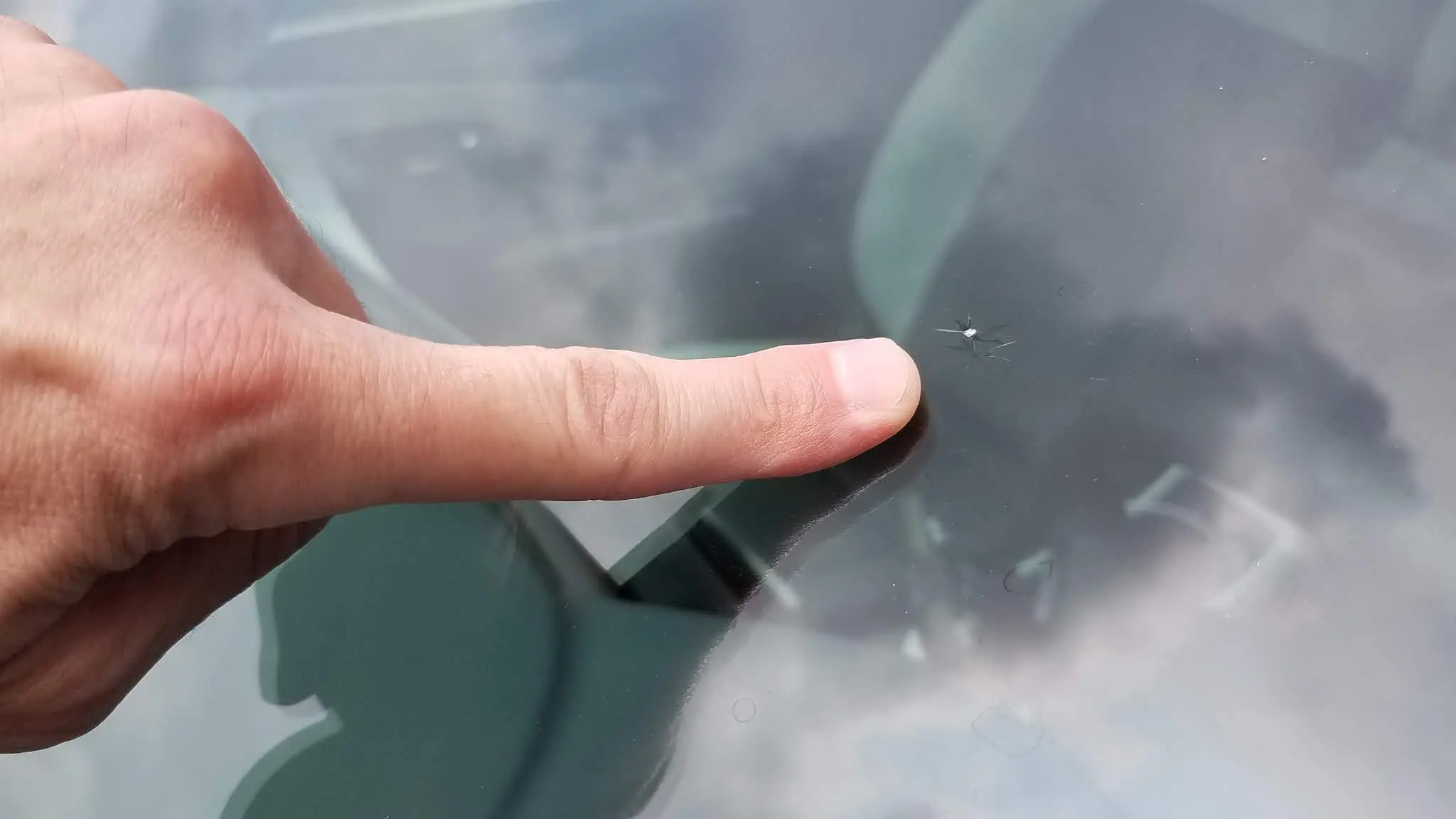 windscreen repair in Richmond