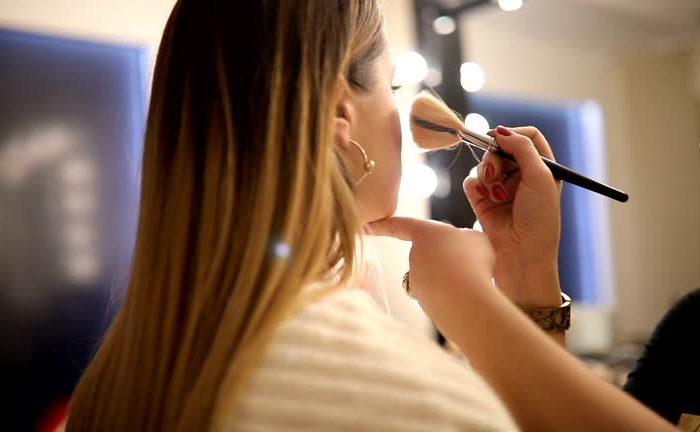 mobile makeup artist campsie